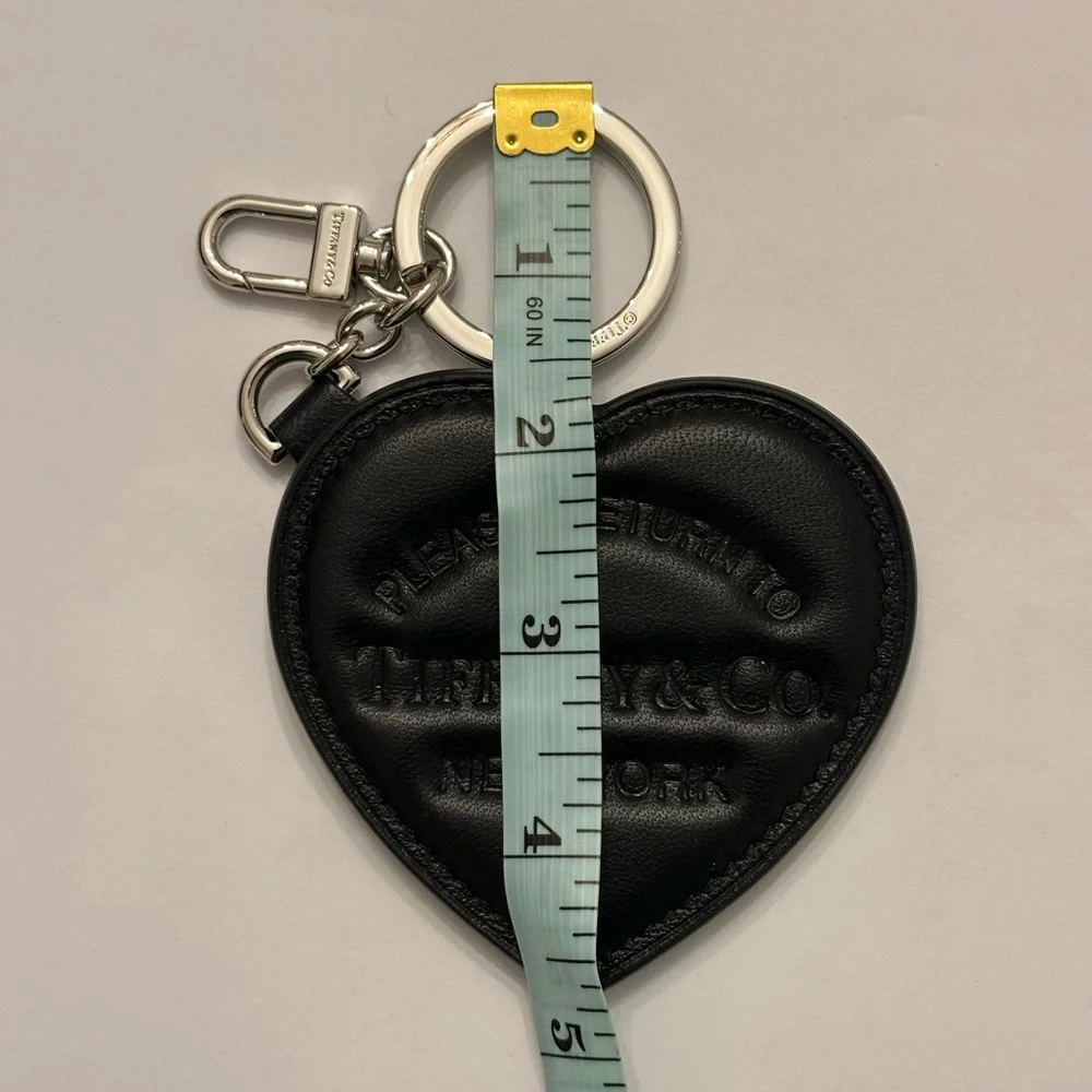 Return to Tiffany & Co. Padded Bag Charm in black leather. - Picture 3 of 9
